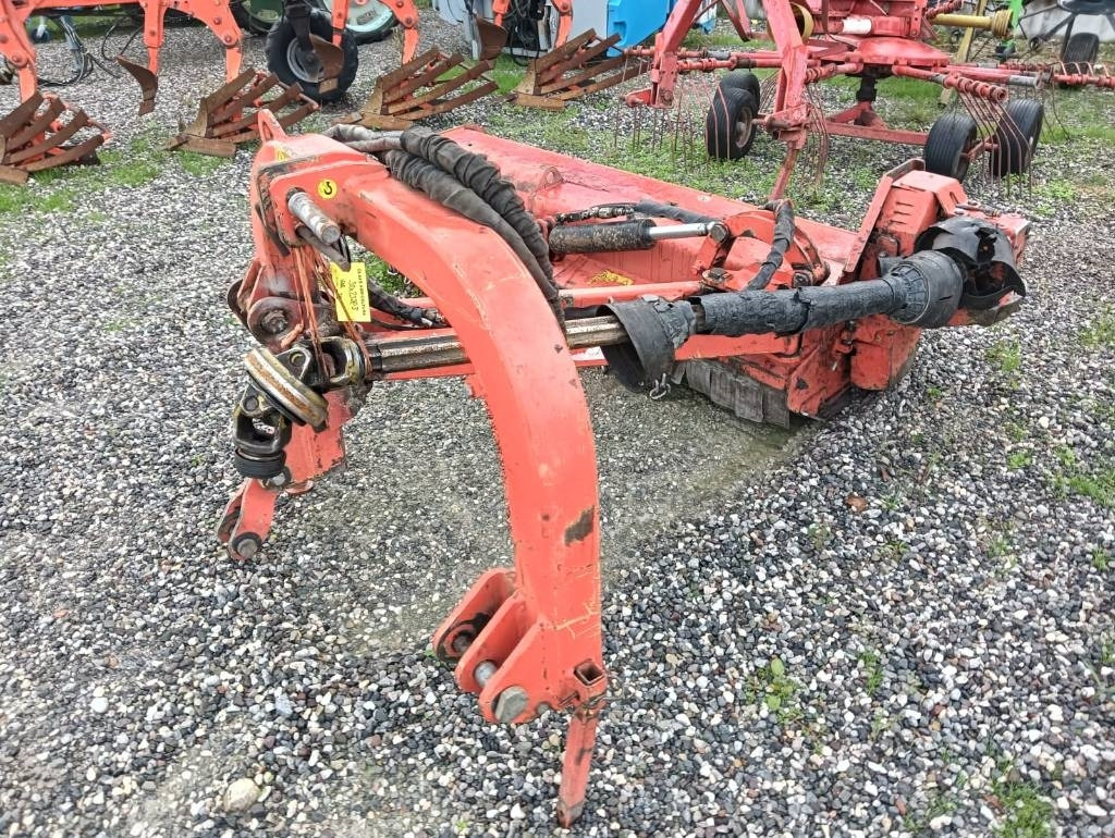 Maschio Giraffa 185 - Faucheuse: photos 4 Maschio Giraffa 185 - Faucheuse: photos 4