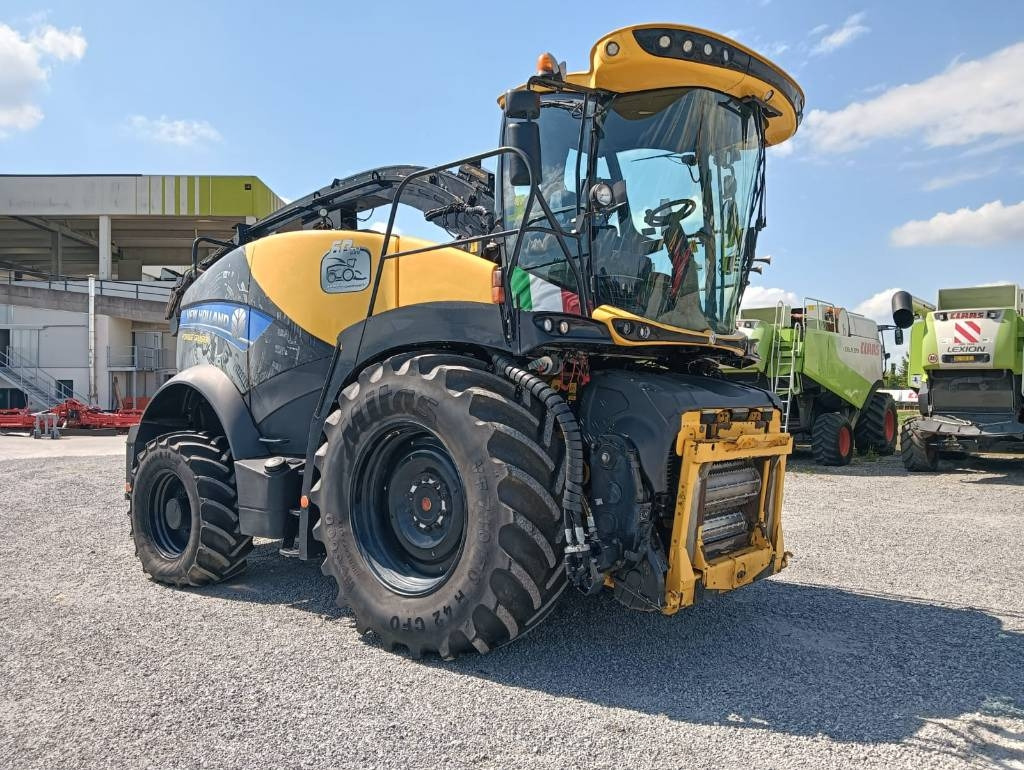 New Holland FR 650 - Ensileuse: photos 1 New Holland FR 650 - Ensileuse: photos 1