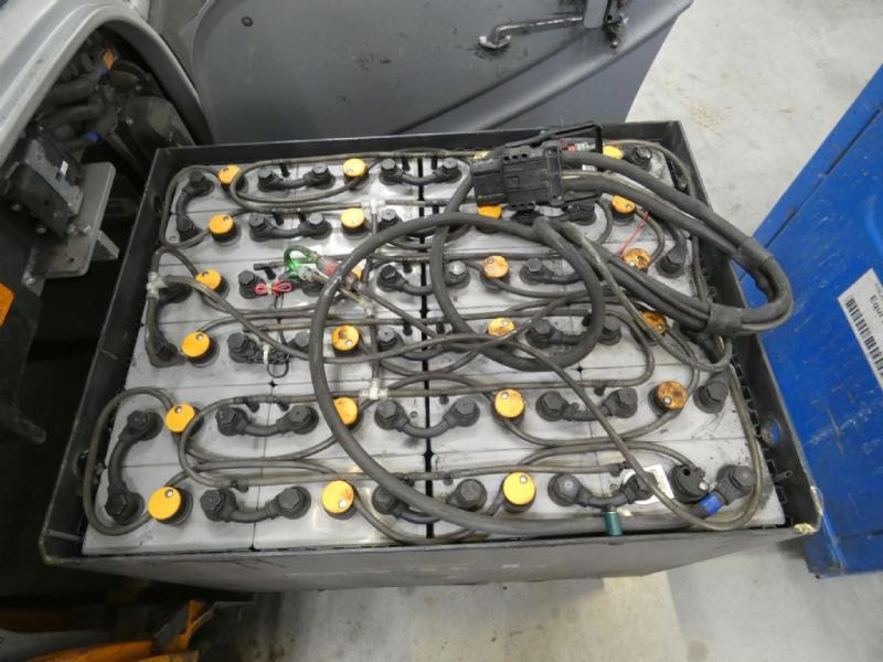 Still RX-20P RX20-20P - Chariot élévateur électrique: photos 4 Still RX-20P RX20-20P - Chariot élévateur électrique: photos 4