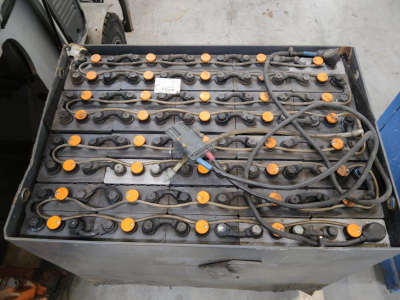 Still RX60-25 RX60-25 - Chariot élévateur électrique: photos 4 Still RX60-25 RX60-25 - Chariot élévateur électrique: photos 4