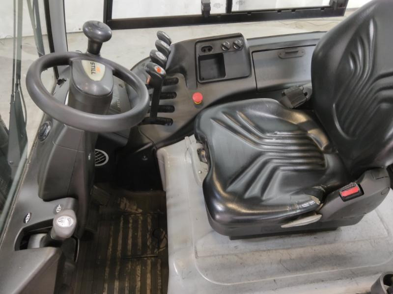 Still RX60-35 RX60-35 - Chariot élévateur électrique: photos 3 Still RX60-35 RX60-35 - Chariot élévateur électrique: photos 3