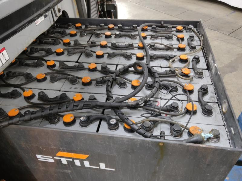 Still RX60-35 RX60-35 - Chariot élévateur électrique: photos 4 Still RX60-35 RX60-35 - Chariot élévateur électrique: photos 4