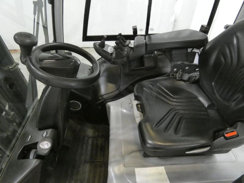 Still RX60-35 RX60-35 - Chariot élévateur électrique: photos 3 Still RX60-35 RX60-35 - Chariot élévateur électrique: photos 3