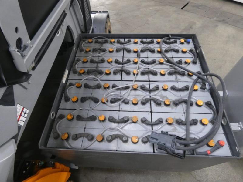 Still RX60-50 RX60-50 - Chariot élévateur électrique: photos 4 Still RX60-50 RX60-50 - Chariot élévateur électrique: photos 4