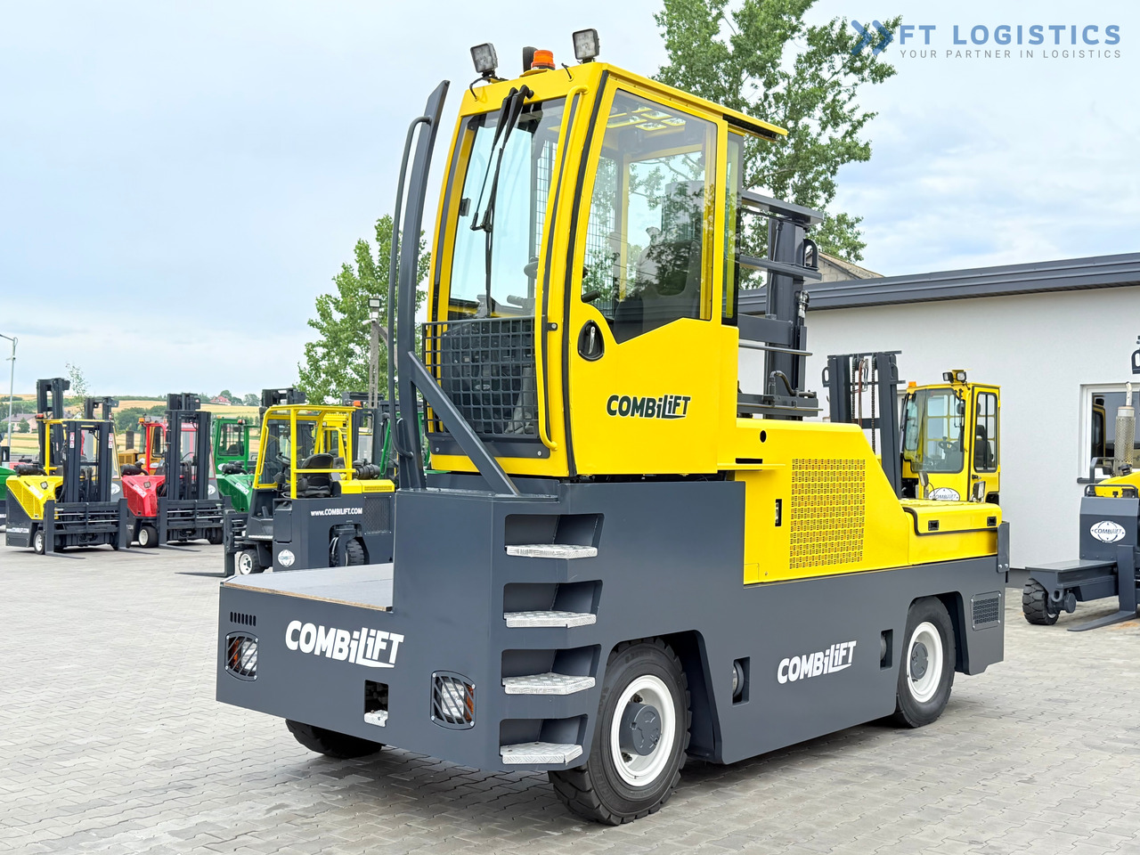 COMBILIFT C6000FSL / DIESEL / DUPLEX - 4100MM / 1400MM FORKS / SIDE LOADER / 6000KG CAPACITY / FREE LIFT / DEUTZ ENGINE / EXCELLENT CONDITION - Chariot latéral: photos 2 COMBILIFT C6000FSL / DIESEL / DUPLEX - 4100MM / 1400MM FORKS / SIDE LOADER / 6000KG CAPACITY / FREE LIFT / DEUTZ ENGINE / EXCELLENT CONDITION - Chariot latéral: photos 2