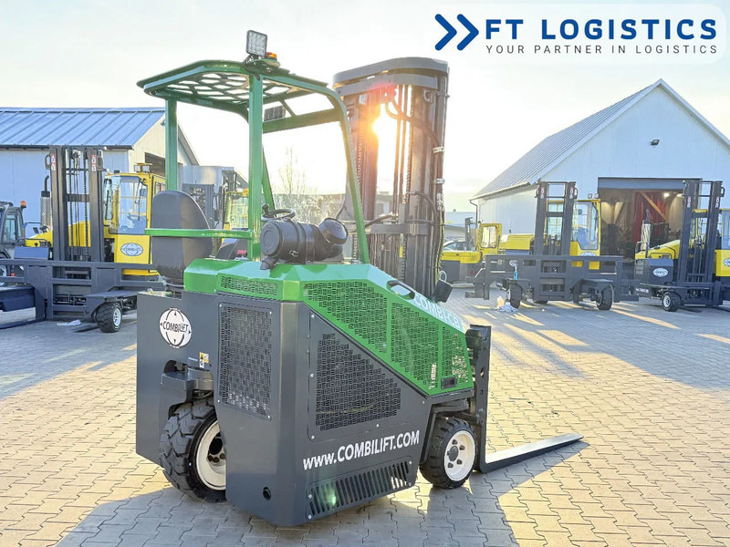 Combilift C2500CB | DIESEL | TRIPLEX 5500MM | FORK POSITIONER | SIDE SHIFT | FREE LIFT | PERFECT CONDITION | A wide range of four-way and - Chariot multidirectionnel: photos 5 Combilift C2500CB | DIESEL | TRIPLEX 5500MM | FORK POSITIONER | SIDE SHIFT | FREE LIFT | PERFECT CONDITION | A wide range of four-way and - Chariot multidirectionnel: photos 5