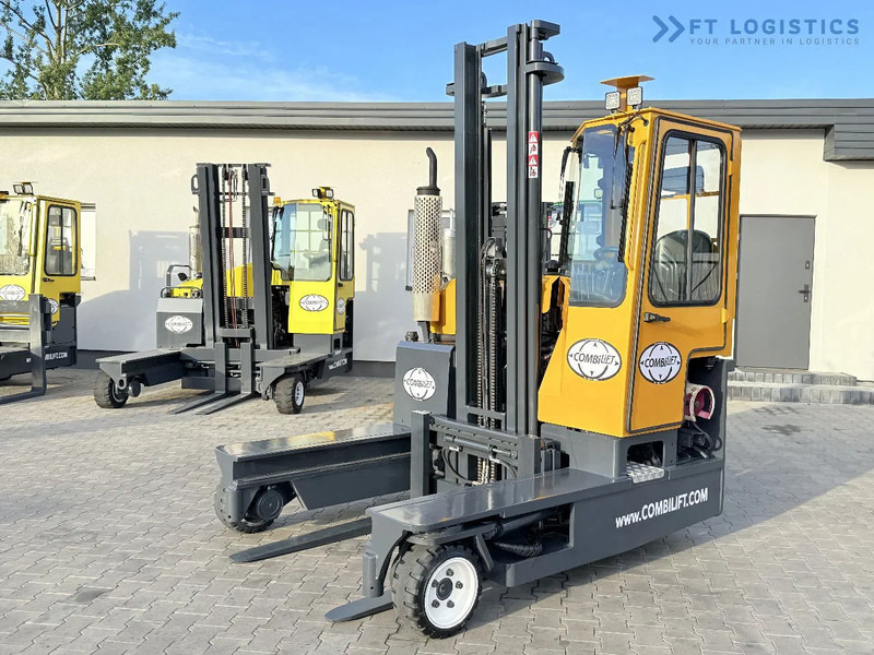 Chariot multidirectionnel Combilift C3000 / GAS / DUPLEX 4500MM / ONLY 3096 HOURS / FORK SIDE SHIFT / FULL CABIN / EXCELLENT CONDITION / Wide range of four-way and: photos 1
