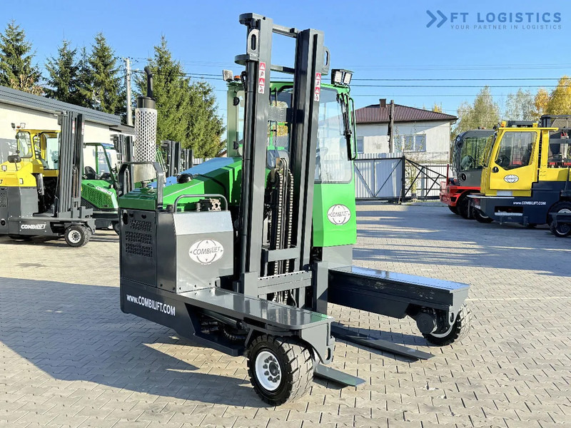 Combilift C4000 / DIESEL / DUPLEX 4100MM / FREE LIFT / SIDE SHIFT / FULL CABIN / EXCELLENT CONDITION / Wide range of four-way and side loa - Chariot multidirectionnel: photos 4 Combilift C4000 / DIESEL / DUPLEX 4100MM / FREE LIFT / SIDE SHIFT / FULL CABIN / EXCELLENT CONDITION / Wide range of four-way and side loa - Chariot multidirectionnel: photos 4