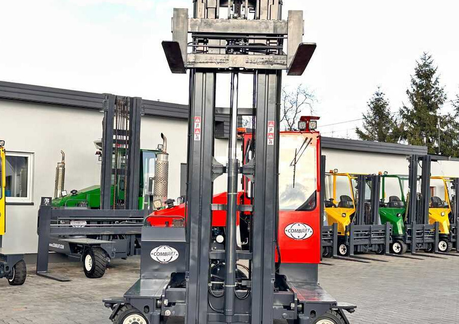 Chariot multidirectionnel Combilift C4000 / DIESEL / TRIPLEX / 8400MM / FREE LIFT / SIDESHIFT / LIKE NEW: photos 26