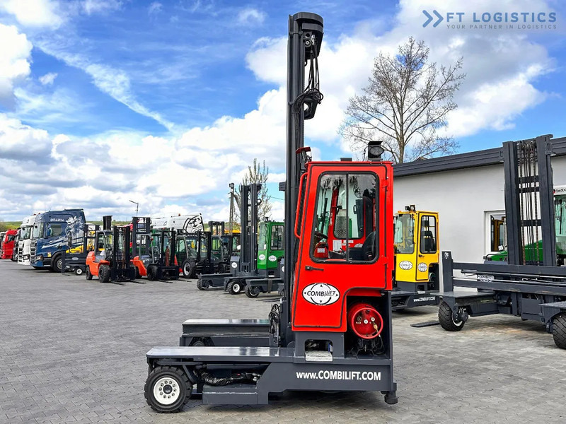 Combilift C4000 / TRIPLEX / 9300MM / FREE LIFT / POSITIONER / LPG / CABIN C4000 / TRIPLEX / 9300MM / FREE LIFT / POSITIONER / LPG / CABIN - Chariot multidirectionnel: photos 4 Combilift C4000 / TRIPLEX / 9300MM / FREE LIFT / POSITIONER / LPG / CABIN C4000 / TRIPLEX / 9300MM / FREE LIFT / POSITIONER / LPG / CABIN - Chariot multidirectionnel: photos 4