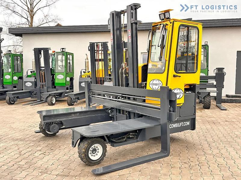Combilift C4500 / DUPLEX / 4050MM / DIESEL / WIDE POSITIONER / FREE LIFT C4500 / DUPLEX / 4050MM / DIESEL / WIDE POSITIONER / FREE LIFT - Chariot multidirectionnel: photos 3 Combilift C4500 / DUPLEX / 4050MM / DIESEL / WIDE POSITIONER / FREE LIFT C4500 / DUPLEX / 4050MM / DIESEL / WIDE POSITIONER / FREE LIFT - Chariot multidirectionnel: photos 3