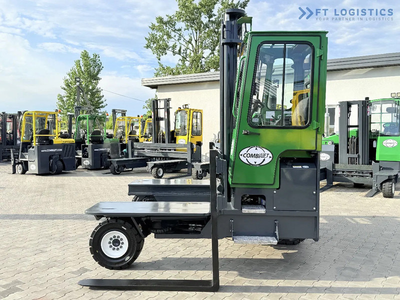Combilift C5000XL / DIESEL / DUPLEX - 4000MM / WIDE FORK POSITIONER 3350MM / FULL HEATED CABIN / ONLY 6453H / CONDITION - LIKE NEW! C5000X - Chariot multidirectionnel: photos 4 Combilift C5000XL / DIESEL / DUPLEX - 4000MM / WIDE FORK POSITIONER 3350MM / FULL HEATED CABIN / ONLY 6453H / CONDITION - LIKE NEW! C5000X - Chariot multidirectionnel: photos 4