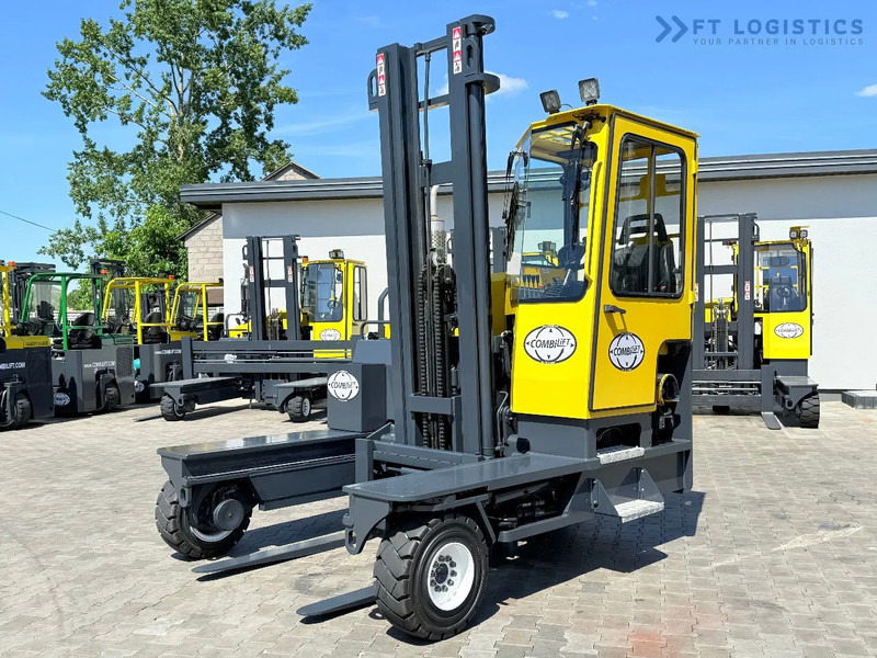 Combilift C5000XL / GAS / DUPLEX / 4500MM / FREE LIFT / SIDESHIFT / FORK POSITIONER / XL CABIN / NEW TYRES C5000XL / GAS / DUPLEX / 4500MM - Chariot multidirectionnel: photos 1 Combilift C5000XL / GAS / DUPLEX / 4500MM / FREE LIFT / SIDESHIFT / FORK POSITIONER / XL CABIN / NEW TYRES C5000XL / GAS / DUPLEX / 4500MM - Chariot multidirectionnel: photos 1