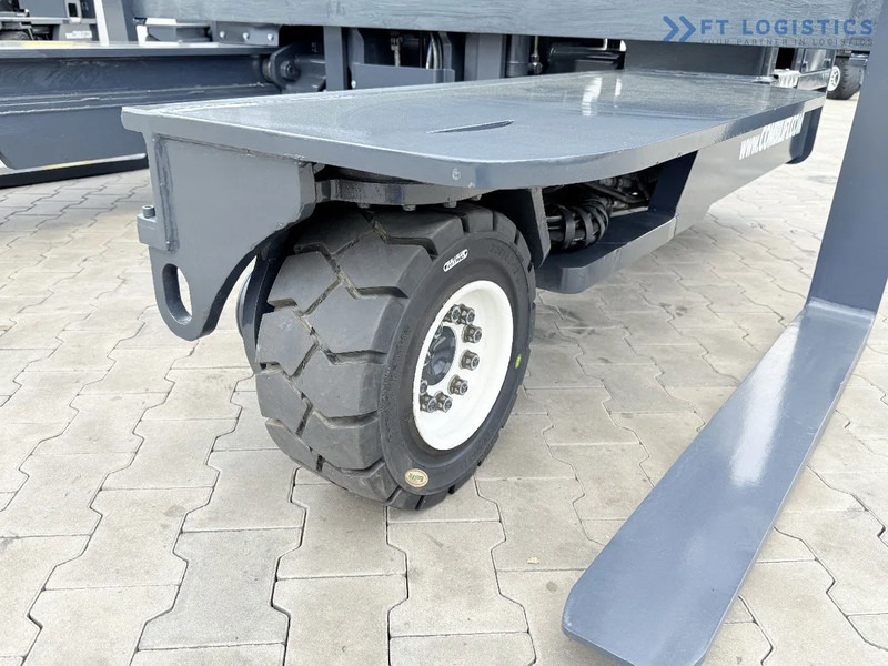 Combilift Combilift C4500 / DIESEL / DUPLEX 4000MM / WIDE FORK POSITIONER / HEATING / FULL CABIN / PERFECT CONDITION / Wide range of four- - Chariot multidirectionnel: photos 3 Combilift Combilift C4500 / DIESEL / DUPLEX 4000MM / WIDE FORK POSITIONER / HEATING / FULL CABIN / PERFECT CONDITION / Wide range of four- - Chariot multidirectionnel: photos 3