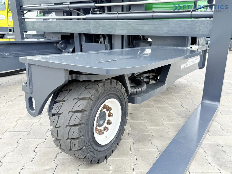 Combilift Combilift C4500 / DIESEL / DUPLEX 4000MM / WIDE FORK POSITIONER / HEATING / FULL CABIN / PERFECT CONDITION / Wide range of four- - Chariot multidirectionnel: photos 5 Combilift Combilift C4500 / DIESEL / DUPLEX 4000MM / WIDE FORK POSITIONER / HEATING / FULL CABIN / PERFECT CONDITION / Wide range of four- - Chariot multidirectionnel: photos 5
