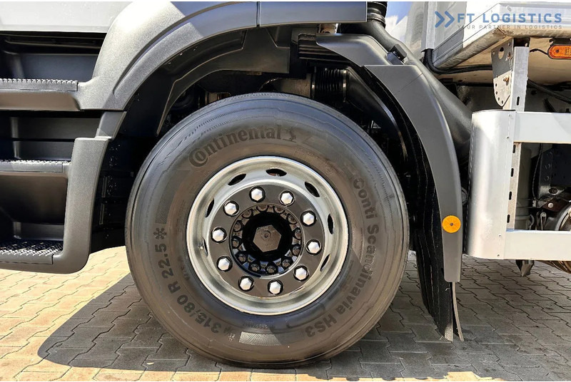 Iveco Stralis 420 STRALIS 420 / Refrigerated Truck / Carrier Supra 950 / 19 Pallets / Tail Lift / Tires - Camion frigorifique: photos 5 Iveco Stralis 420 STRALIS 420 / Refrigerated Truck / Carrier Supra 950 / 19 Pallets / Tail Lift / Tires - Camion frigorifique: photos 5