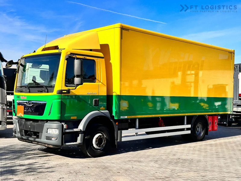 MAN TGM 15.250 MAN TGM 15.250 4X2 / CONTAINER - 16 PALLETS / TAIL LIFT / TIRES 80% / PERFECT CONDITION - Camion fourgon: photos 1 MAN TGM 15.250 MAN TGM 15.250 4X2 / CONTAINER - 16 PALLETS / TAIL LIFT / TIRES 80% / PERFECT CONDITION - Camion fourgon: photos 1