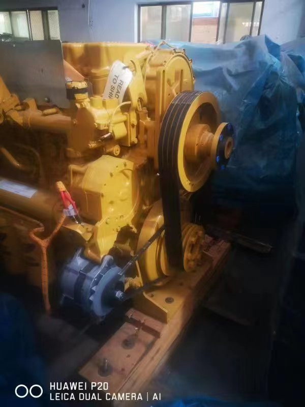 CATERPILLAR C18 - Moteur pour Pelle: photos 2 CATERPILLAR C18 - Moteur pour Pelle: photos 2