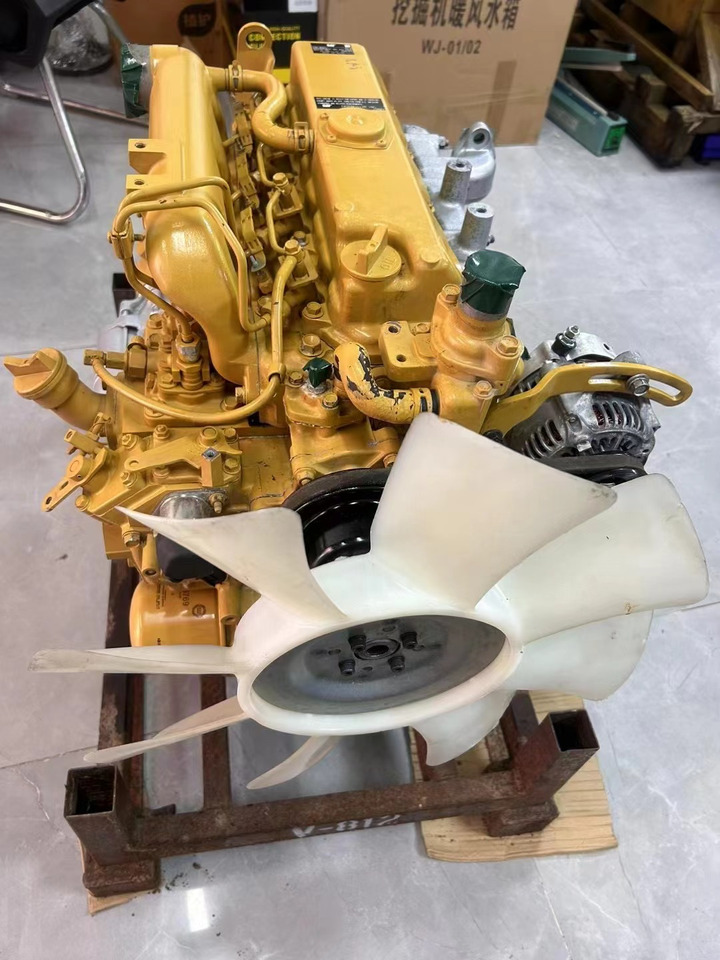 CATERPILLAR C2.4 - Moteur pour Pelle sur chenille: photos 3 CATERPILLAR C2.4 - Moteur pour Pelle sur chenille: photos 3