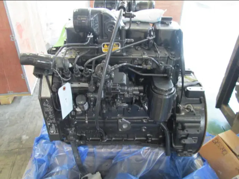 CUMMINS 4BT3.9 - Moteur pour Pelle: photos 3 CUMMINS 4BT3.9 - Moteur pour Pelle: photos 3