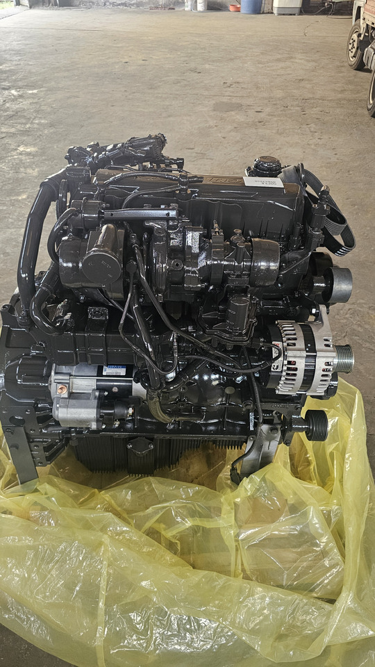 CUMMINS QSF3.8 - Moteur pour Pelle: photos 4 CUMMINS QSF3.8 - Moteur pour Pelle: photos 4
