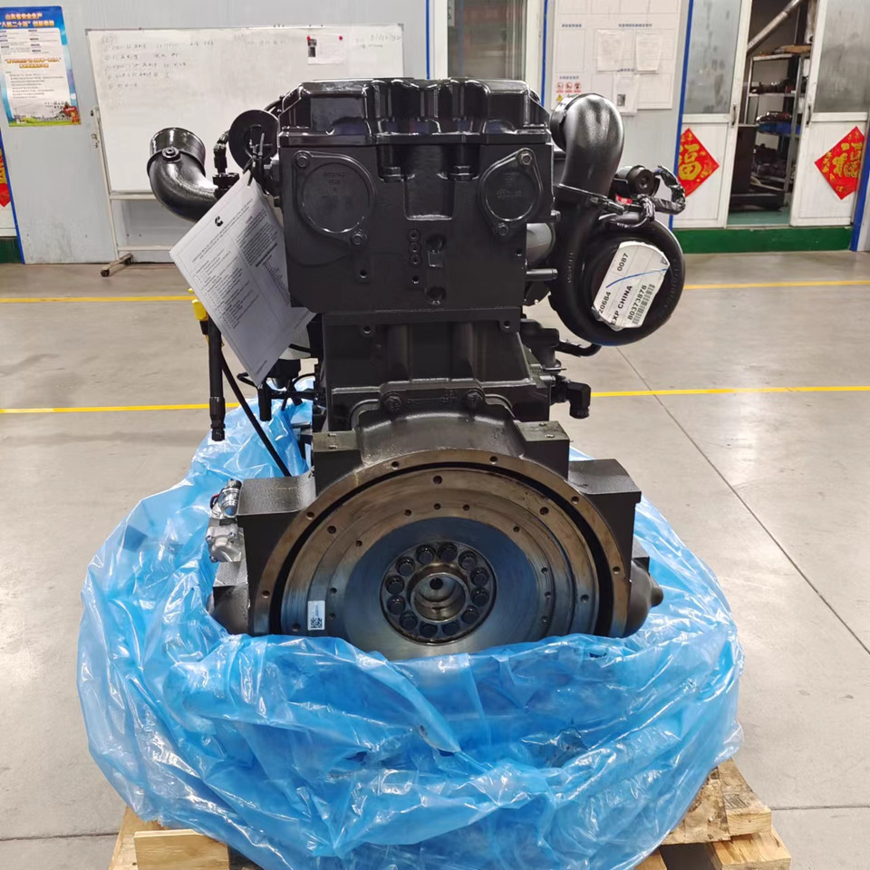 CUMMINS QSX15 - Moteur pour Pelle: photos 4 CUMMINS QSX15 - Moteur pour Pelle: photos 4