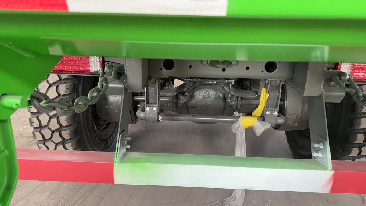 HOWO 6*6 dump truck - Camion benne: photos 5 HOWO 6*6 dump truck - Camion benne: photos 5