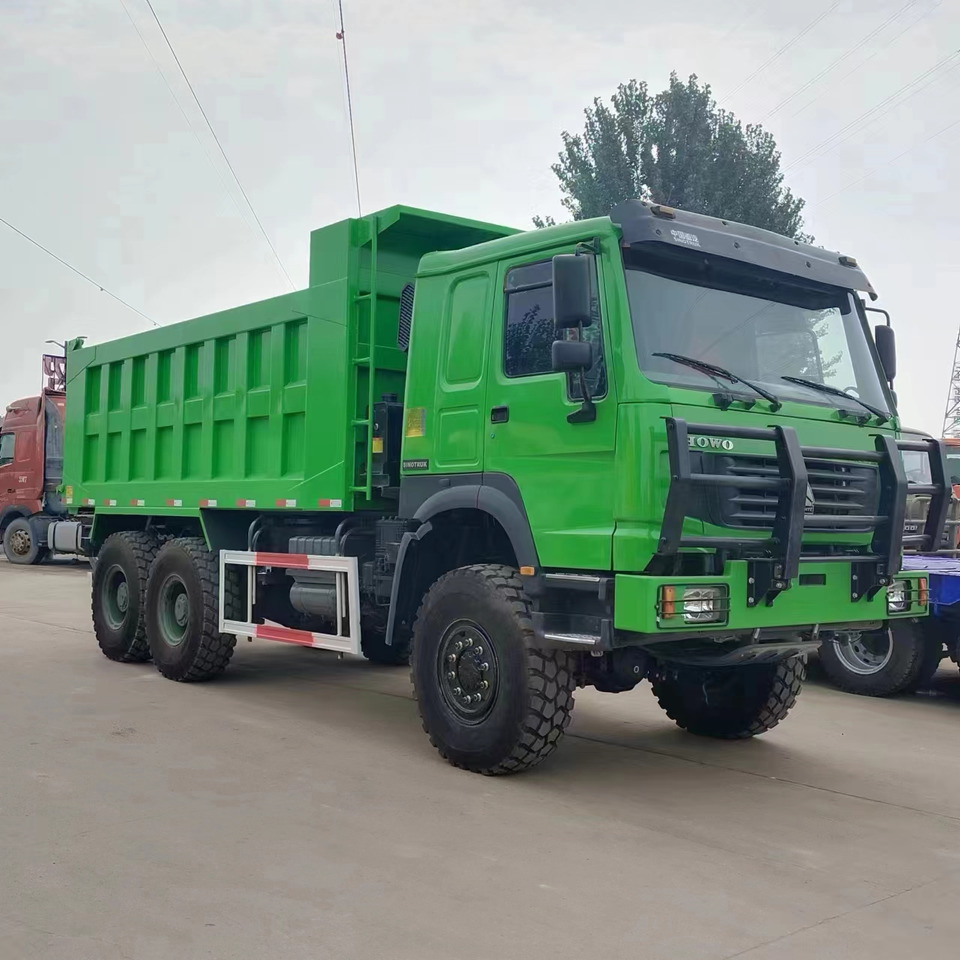 HOWO 6*6 dump truck - Camion benne: photos 2 HOWO 6*6 dump truck - Camion benne: photos 2