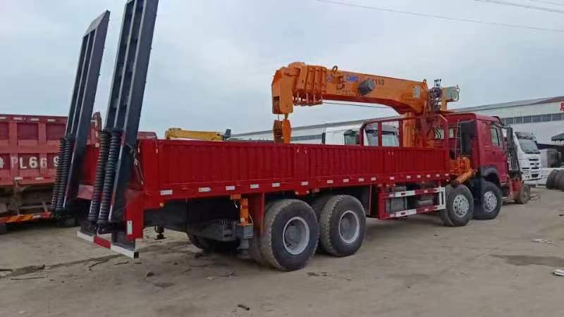 HOWO    XCMG HOWO 375 chassis  ,XCMG QY16D - Camion grue: photos 3 HOWO    XCMG HOWO 375 chassis  ,XCMG QY16D - Camion grue: photos 3