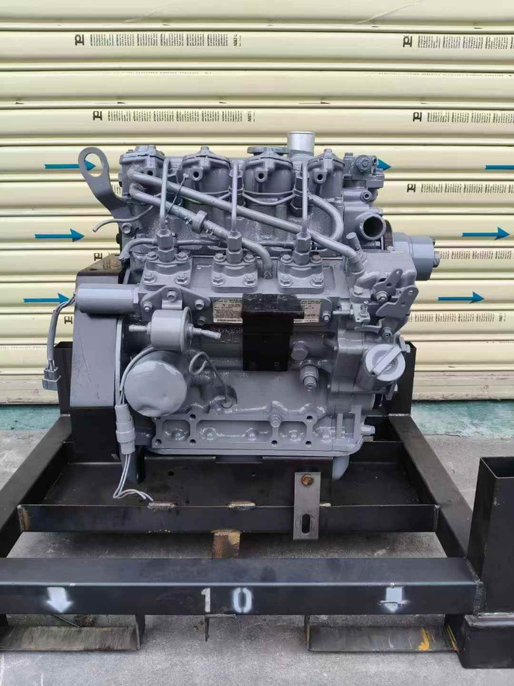 ISUZU 3LB1 - Moteur pour Pelle: photos 4 ISUZU 3LB1 - Moteur pour Pelle: photos 4