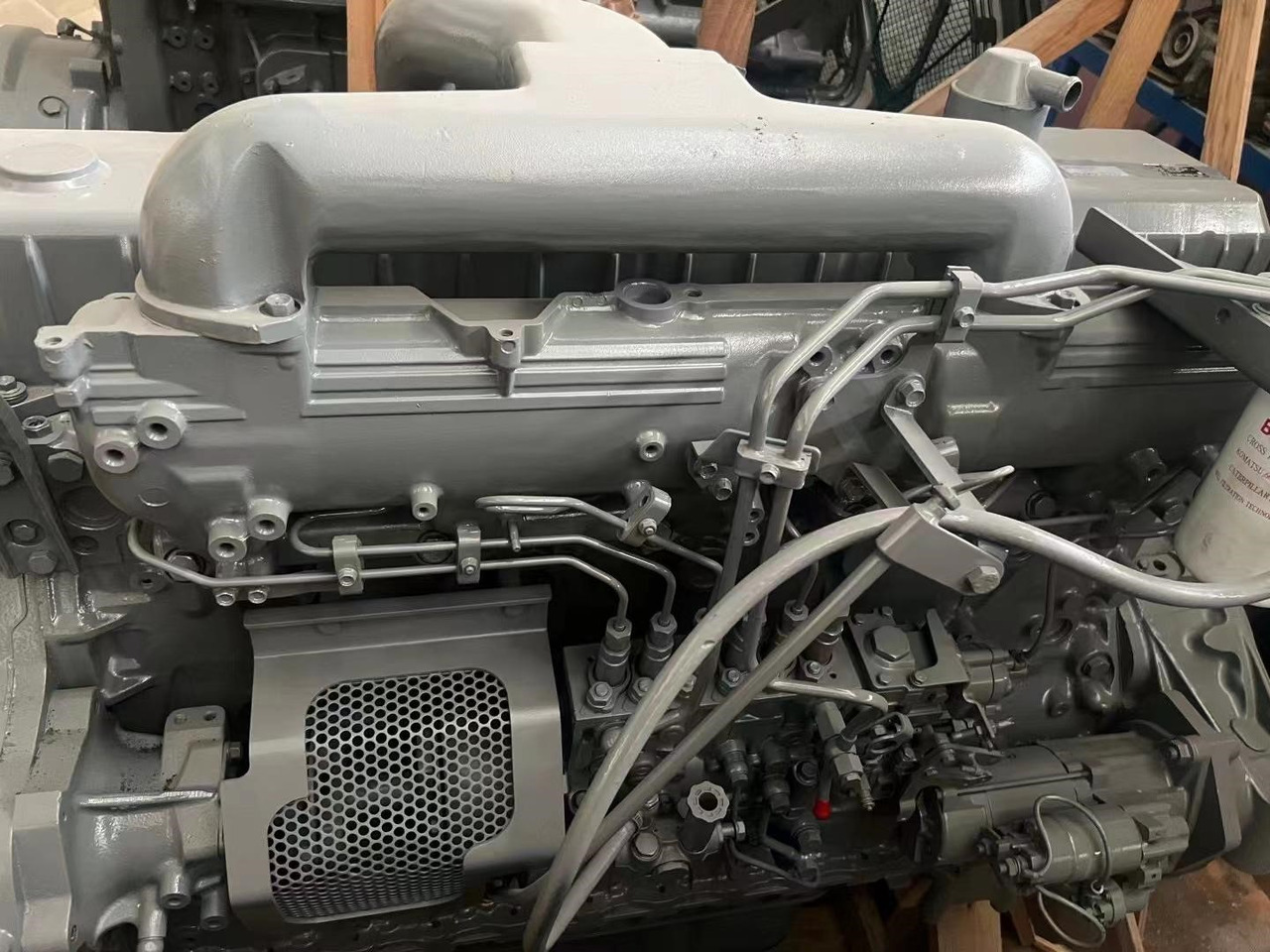 ISUZU 6WG1 - Moteur pour Pelle: photos 1 ISUZU 6WG1 - Moteur pour Pelle: photos 1