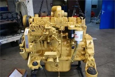 KOMATSU 6D102E - Moteur pour Pelle: photos 1 KOMATSU 6D102E - Moteur pour Pelle: photos 1