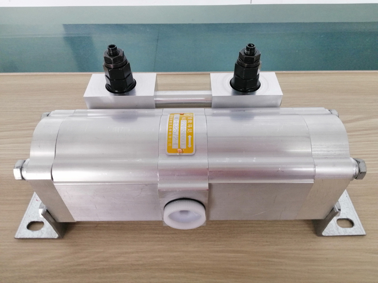 LFMD-E325 220120001 - Pompe hydraulique pour Pelle: photos 1 LFMD-E325 220120001 - Pompe hydraulique pour Pelle: photos 1