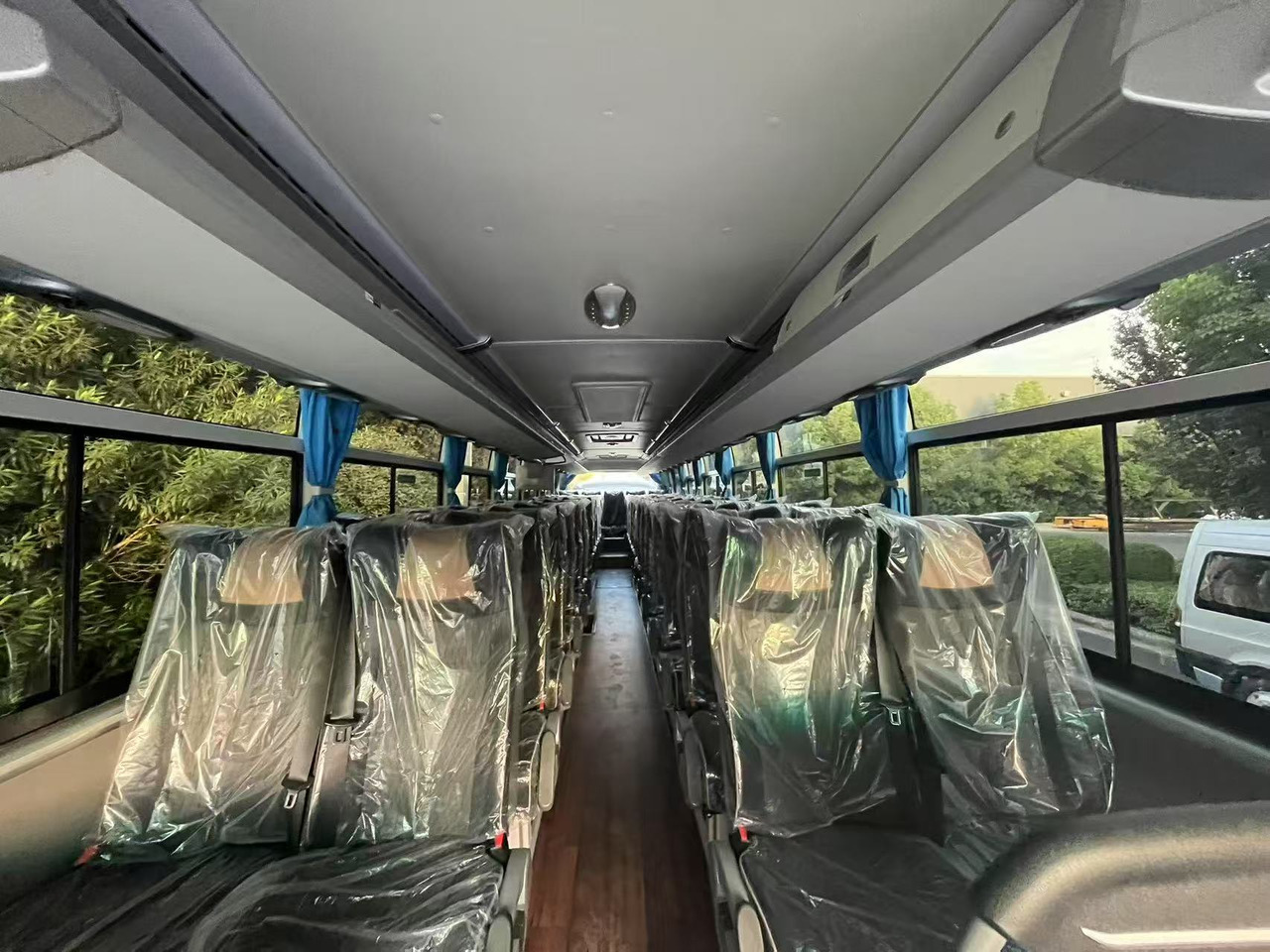 YUTONG 49+1+1 - Bus urbain: photos 4 YUTONG 49+1+1 - Bus urbain: photos 4