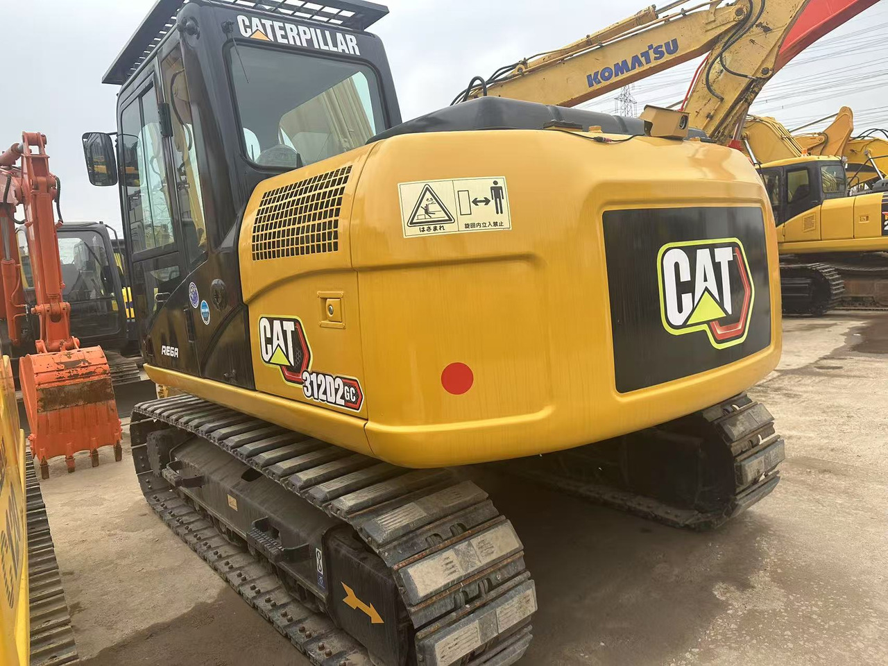 CRAWLER EXCAVATOR Used Caterpillar Cat312D2 Excavator Original Japan Heavy Machinery Caterpillar 312D2 Excavator for Sale - Pelle sur chenille: photos 5 CRAWLER EXCAVATOR Used Caterpillar Cat312D2 Excavator Original Japan Heavy Machinery Caterpillar 312D2 Excavator for Sale - Pelle sur chenille: photos 5