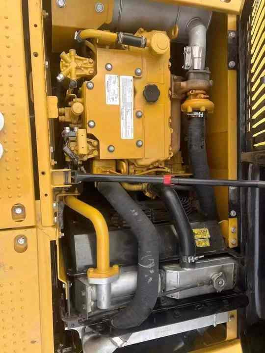 Caterpillar CAT312D Small and Medium-sized Original 12Ton Used Excavator CAT312D Sold Well - Pelle: photos 3 Caterpillar CAT312D Small and Medium-sized Original 12Ton Used Excavator CAT312D Sold Well - Pelle: photos 3