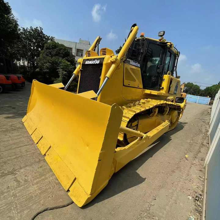 Cheap Price komatsu D65 Bulldozer with Ripper , Original Made Dozer komatsu D65 , komatsu D65p D80p D85p Bulldozer - Bulldozer: photos 3 Cheap Price komatsu D65 Bulldozer with Ripper , Original Made Dozer komatsu D65 , komatsu D65p D80p D85p Bulldozer - Bulldozer: photos 3