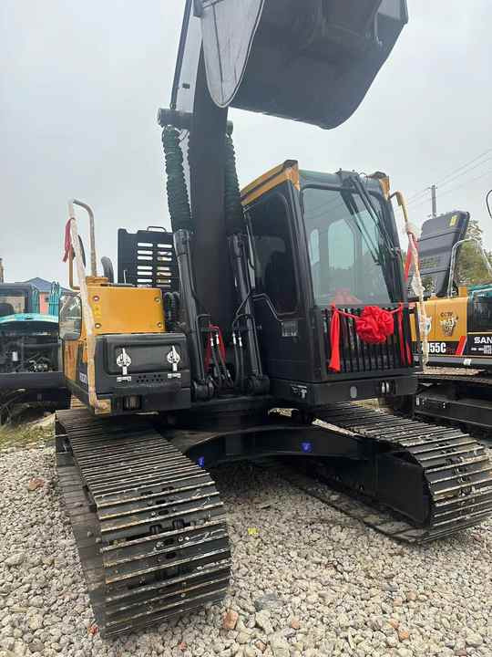 China Brand Used VOLVO EC140 Mini Excavator 6ton Crawler Earth Digger Machine for Sale - Pelle sur chenille: photos 4 China Brand Used VOLVO EC140 Mini Excavator 6ton Crawler Earth Digger Machine for Sale - Pelle sur chenille: photos 4