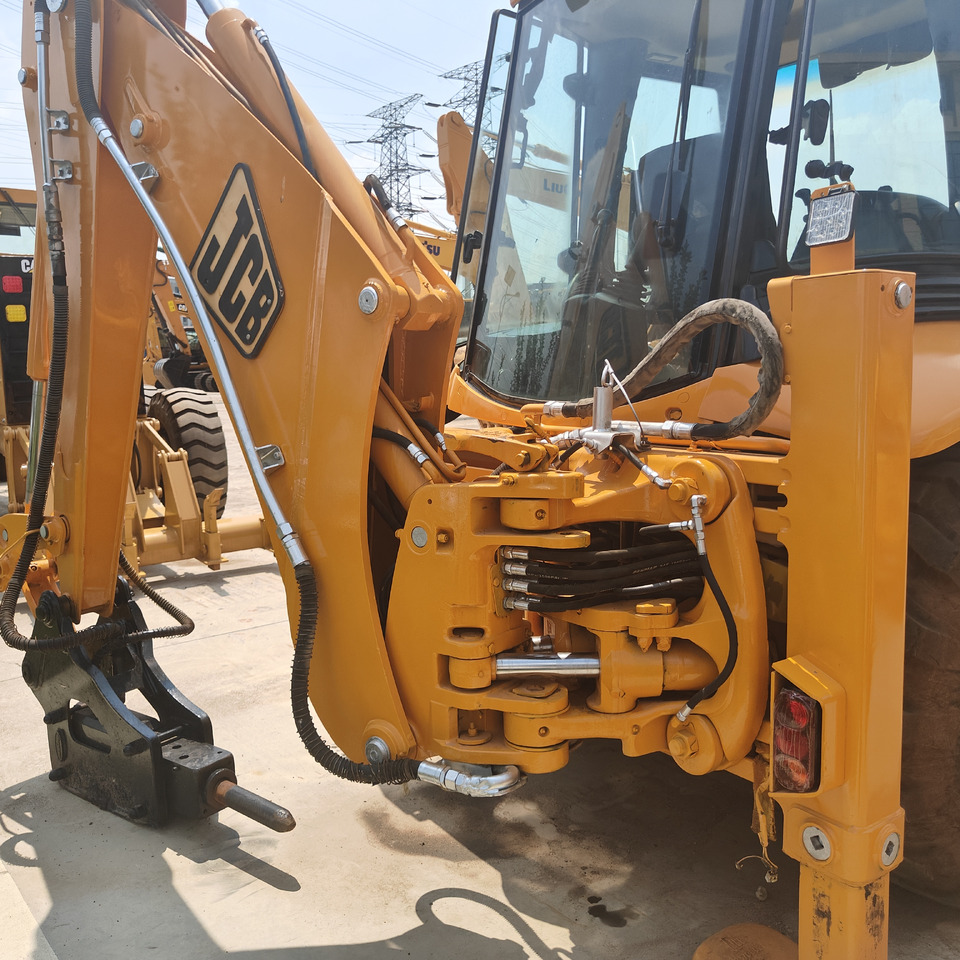 JCB Used HOTSALE Backhoe Loader JCB 3CX - Engins de chantier: photos 2 JCB Used HOTSALE Backhoe Loader JCB 3CX - Engins de chantier: photos 2