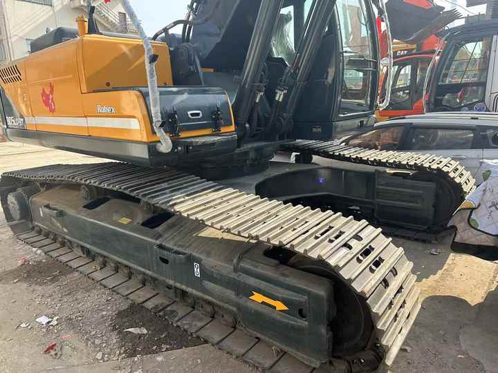 Heavy-Duty Hyundai 305 Excavator for Mining & Construction - Well-Maintained, Warranty Included - Pelle sur chenille: photos 3 Heavy-Duty Hyundai 305 Excavator for Mining & Construction - Well-Maintained, Warranty Included - Pelle sur chenille: photos 3