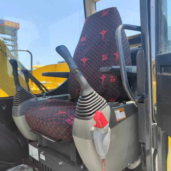 Used Excavator KOMATSU PC70-8 Construction Machinery Excavator PC70-8 PC60 PC70 Excavators for Sale at Negotiable Price - Pelle: photos 5 Used Excavator KOMATSU PC70-8 Construction Machinery Excavator PC70-8 PC60 PC70 Excavators for Sale at Negotiable Price - Pelle: photos 5