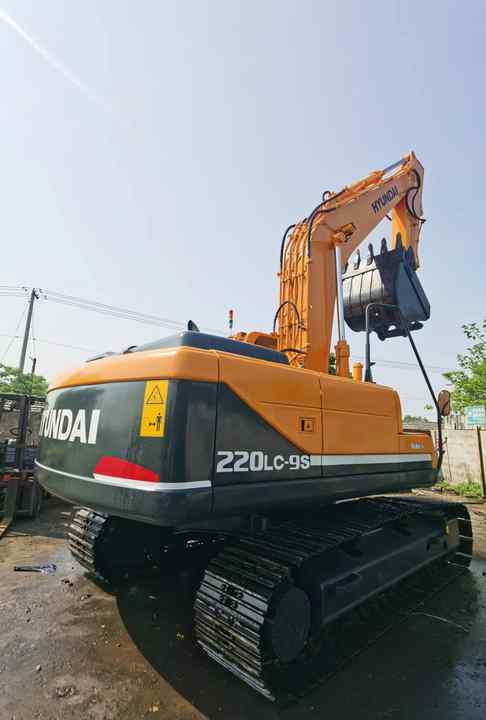 Used HYUNDAI R220-9S New Model Excavator Second Hand Machine Popular Brand Korean hyundai Hydraulic Machinery - Pelle: photos 5 Used HYUNDAI R220-9S New Model Excavator Second Hand Machine Popular Brand Korean hyundai Hydraulic Machinery - Pelle: photos 5