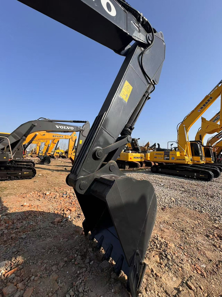VOLVO Used Excellent Excavator EC210 on Sale - Pelle sur chenille: photos 2 VOLVO Used Excellent Excavator EC210 on Sale - Pelle sur chenille: photos 2
