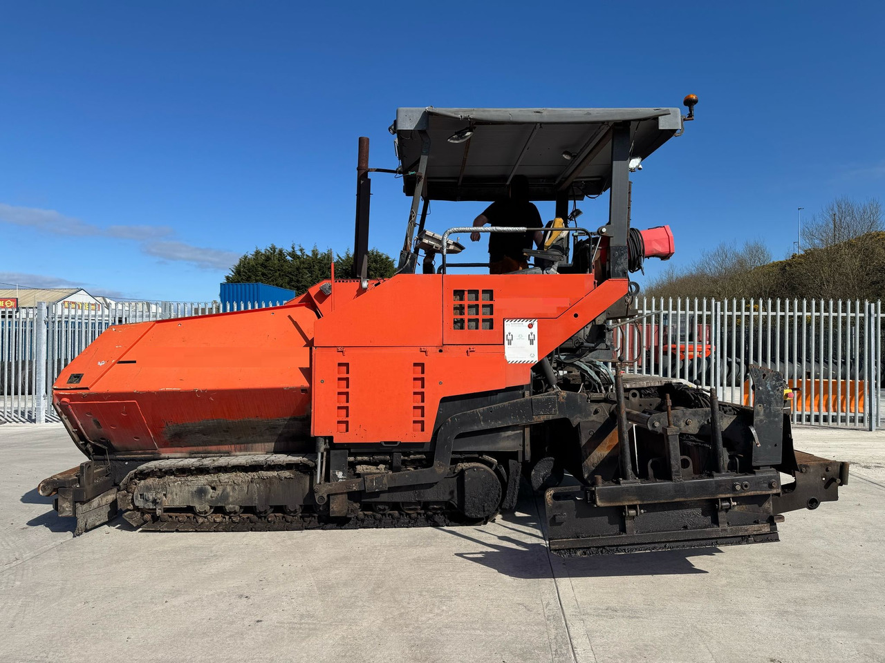 ABG TITAN 326 - Finisseur: photos 1 ABG TITAN 326 - Finisseur: photos 1