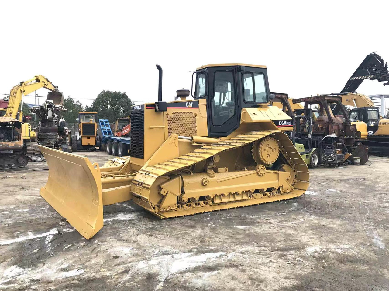 CATERPILLAR D6M - Bulldozer: photos 4 CATERPILLAR D6M - Bulldozer: photos 4