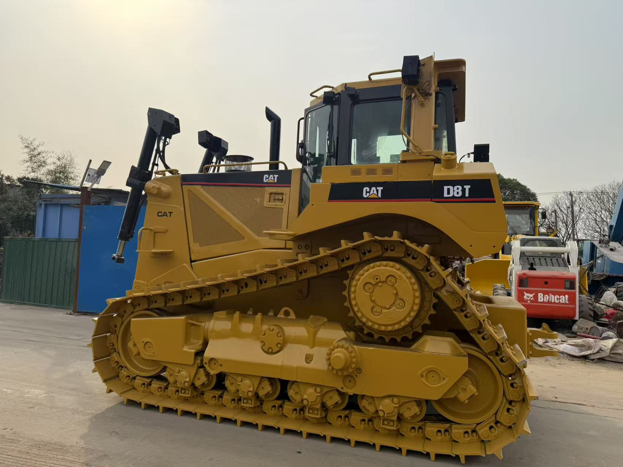 CATERPILLAR D8T - Bulldozer: photos 5 CATERPILLAR D8T - Bulldozer: photos 5