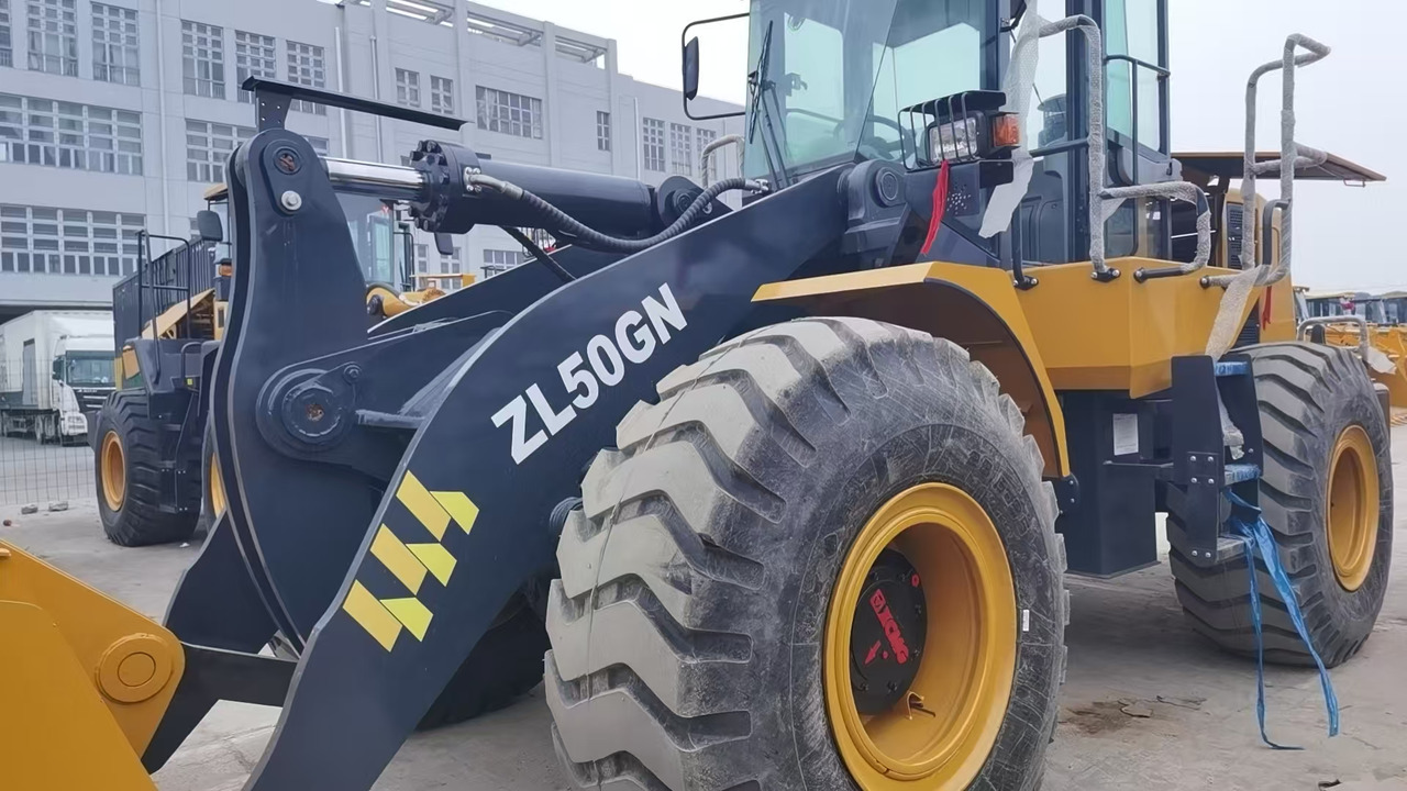 XCMG ZL50GN - Chargeuse sur pneus: photos 3 XCMG ZL50GN - Chargeuse sur pneus: photos 3