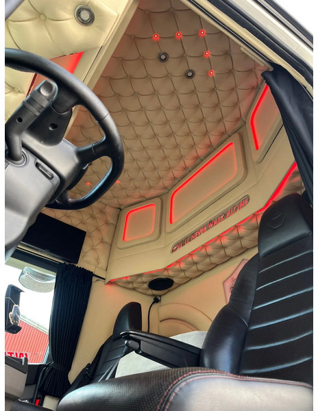 Crédit-bail de Scania 650S V8 NGS S650 Scania 650S V8 NGS S650: photos 13 Crédit-bail de Scania 650S V8 NGS S650 Scania 650S V8 NGS S650: photos 13