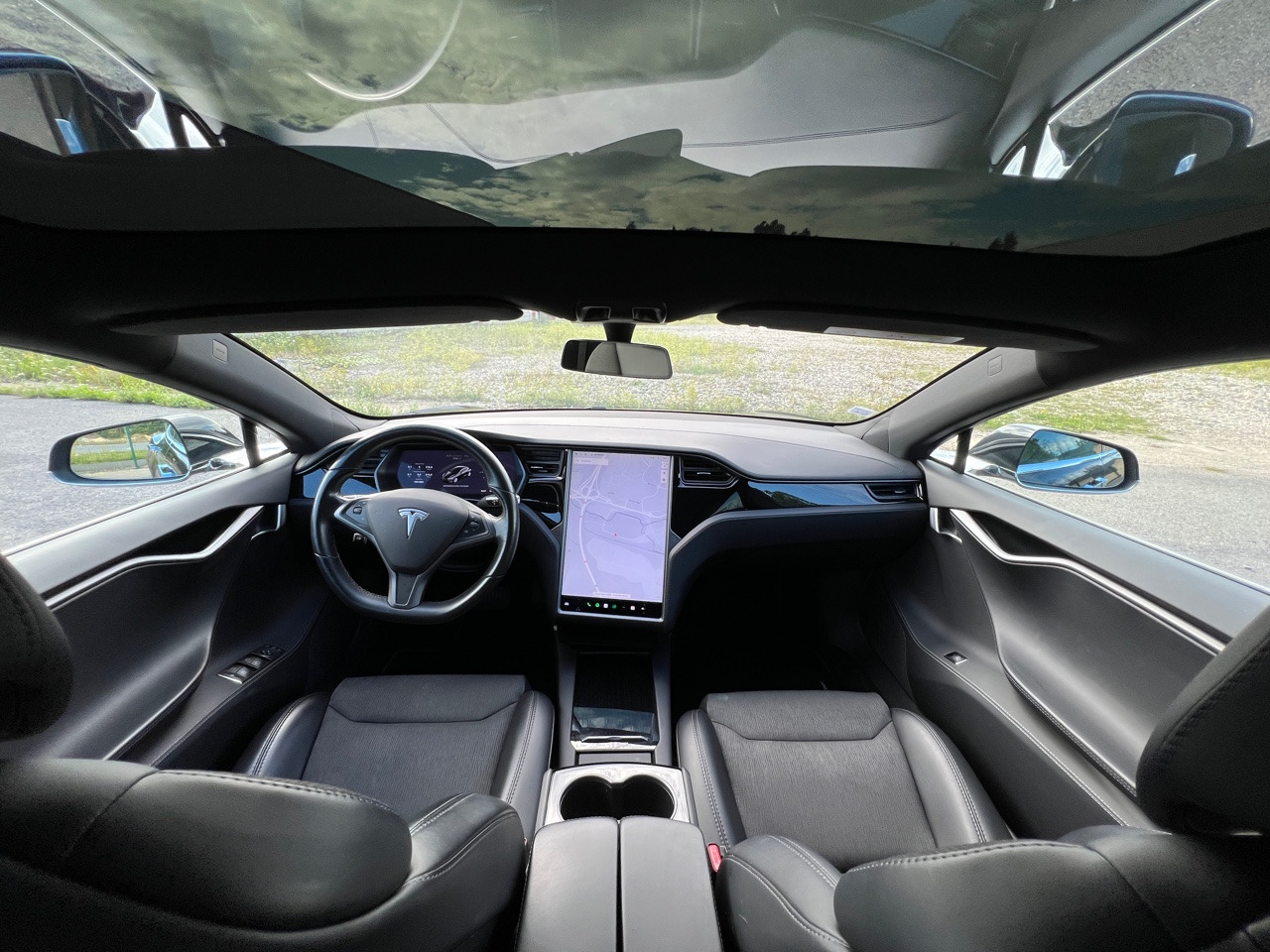 TESLA Model S 75D - Autopilot Amélioré – Phase 2 - Garantie - Berline: photos 3 TESLA Model S 75D - Autopilot Amélioré – Phase 2 - Garantie - Berline: photos 3