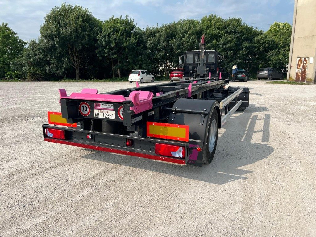 ATLAS RIMORCHIO ATLAS SCARRABILE - Remorque ampliroll/ Multibenne: photos 3 ATLAS RIMORCHIO ATLAS SCARRABILE - Remorque ampliroll/ Multibenne: photos 3